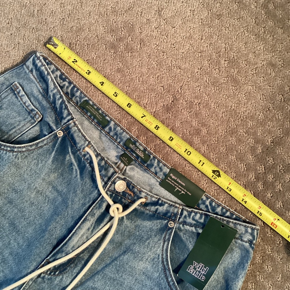 Wild Fable 🆕 Rigid Denim loose jeans, low rise, light wash. Cord waist tie,Small - Picture 4 of 11